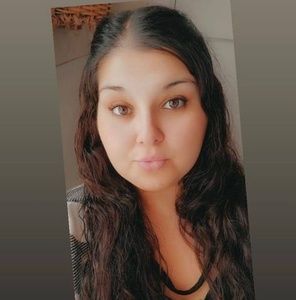 Meet your Posher, Kacie